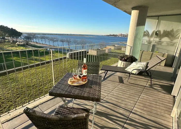 Douro Corner דירה